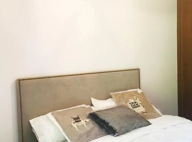 En Urbanización, Ideal Esquí *